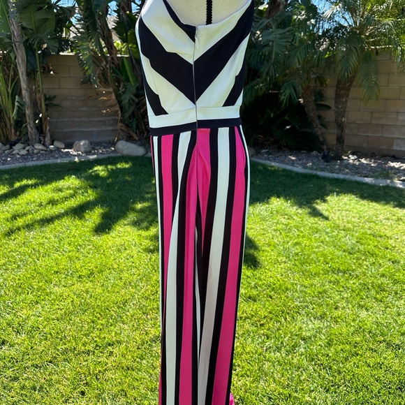 NY & C O striped one shoulder jumpsuit, blk/wht & hot pink, size medium wide leg - Picture 9 of 11